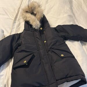 Girls crew cut black winter parka 3T fishtail cut in back and for a trim